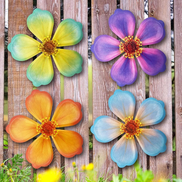 Giyyomtr Metal Flowers Wall Decor - 4pcs Metal Flower Wall Art Hanging Decorations for Outdoor Fence Garden Yard Patio Exterior Wall Decor