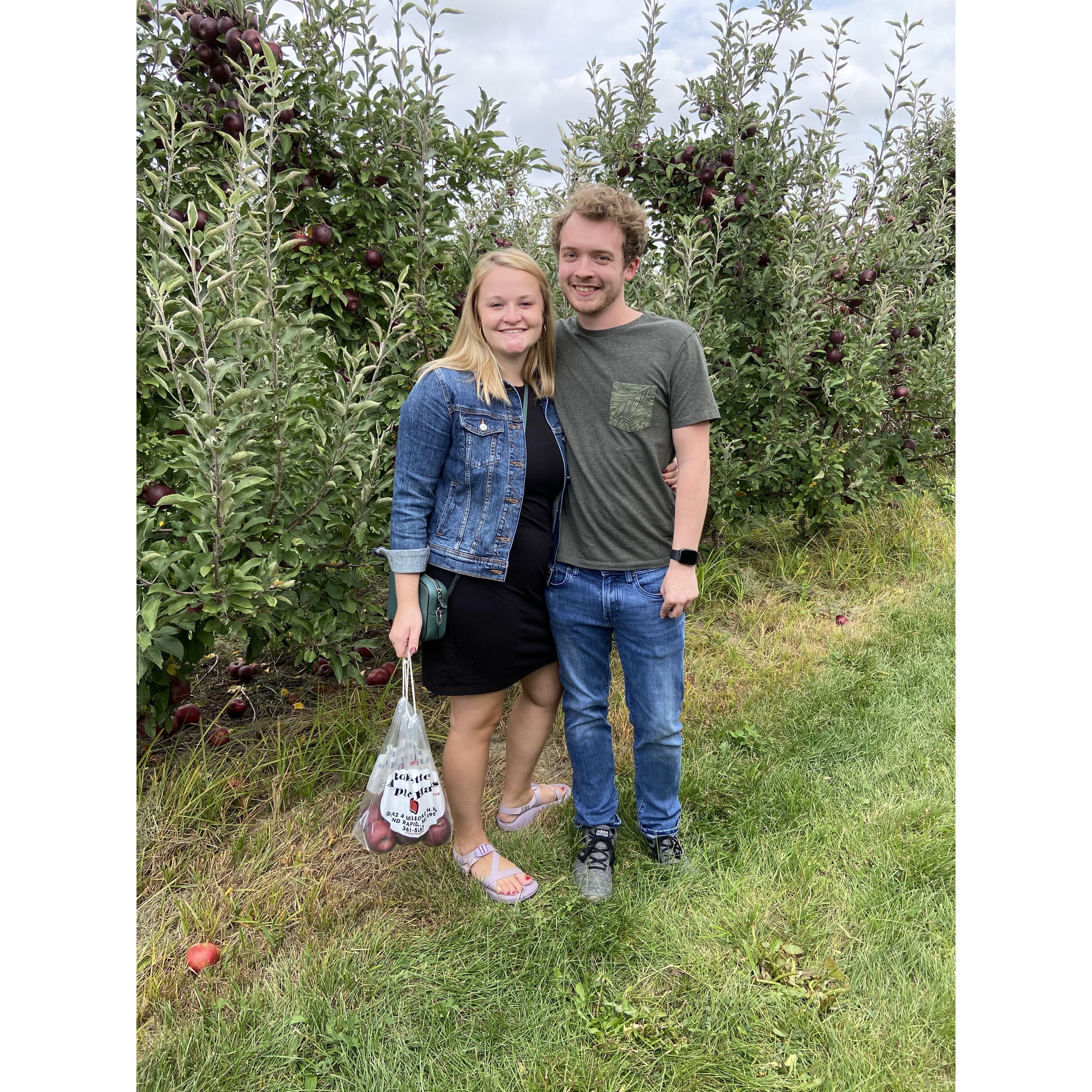 Apple picking at Robinette’s with Hannah and Brian