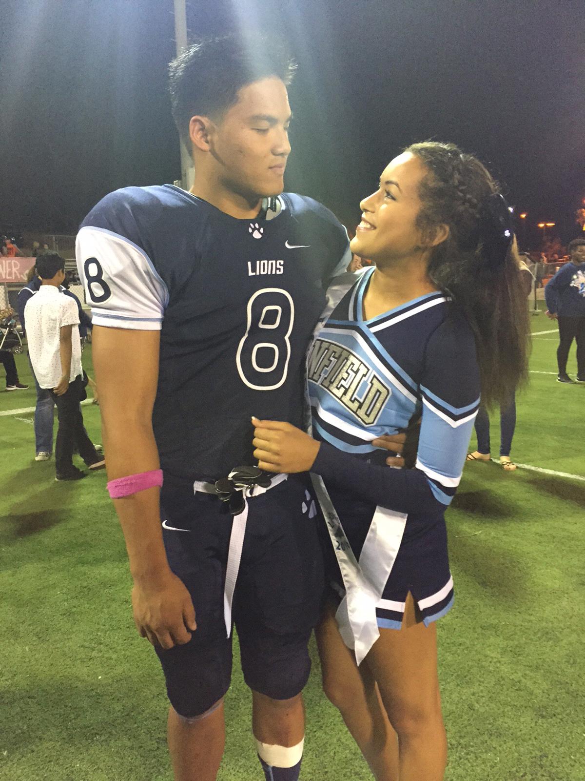 High school sweethearts💕