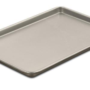 CuisinartNonstick Bakeware 15-Inch Baking Sheet, Champagne