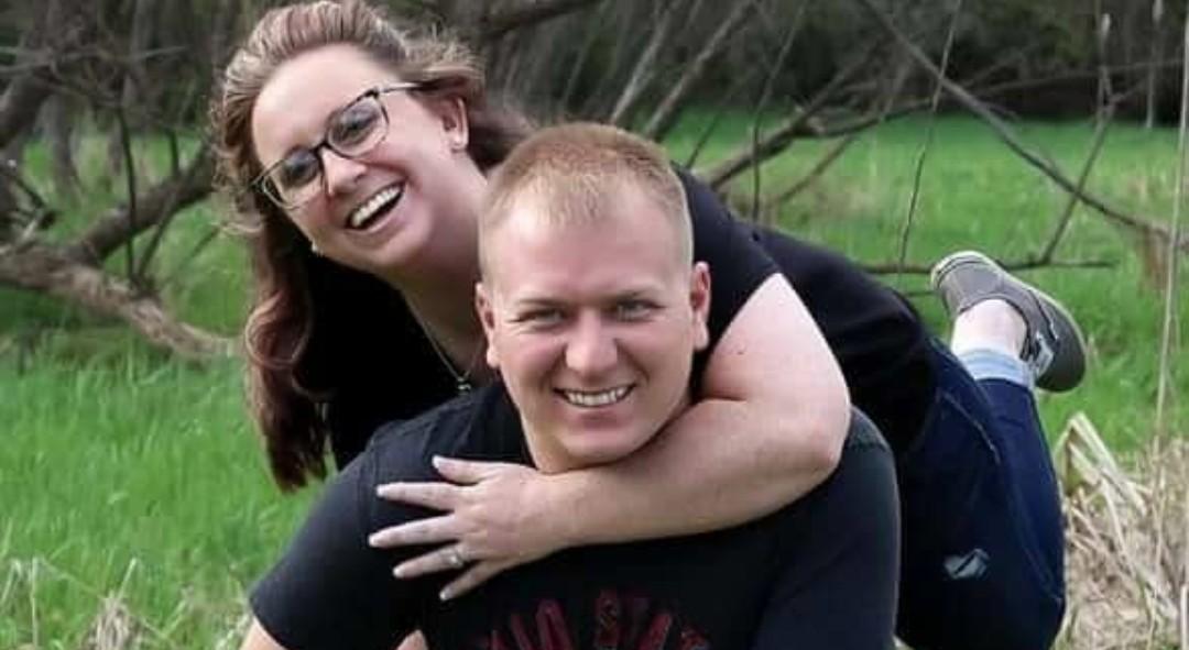 The Wedding Website of Kaysie Leach and Avery Salvito