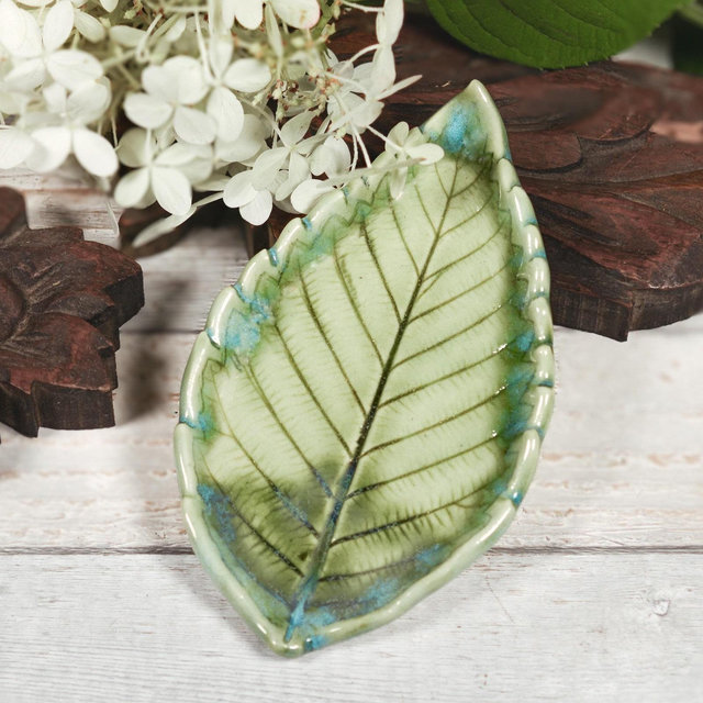 Small Spoon Rest, Tea Bag Rest, Green Leaf, Jewelry Dish, Handmade Pottery