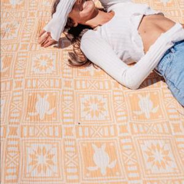 Sunshine Turtle - PARTY BLANKET™ | Sand Cloud