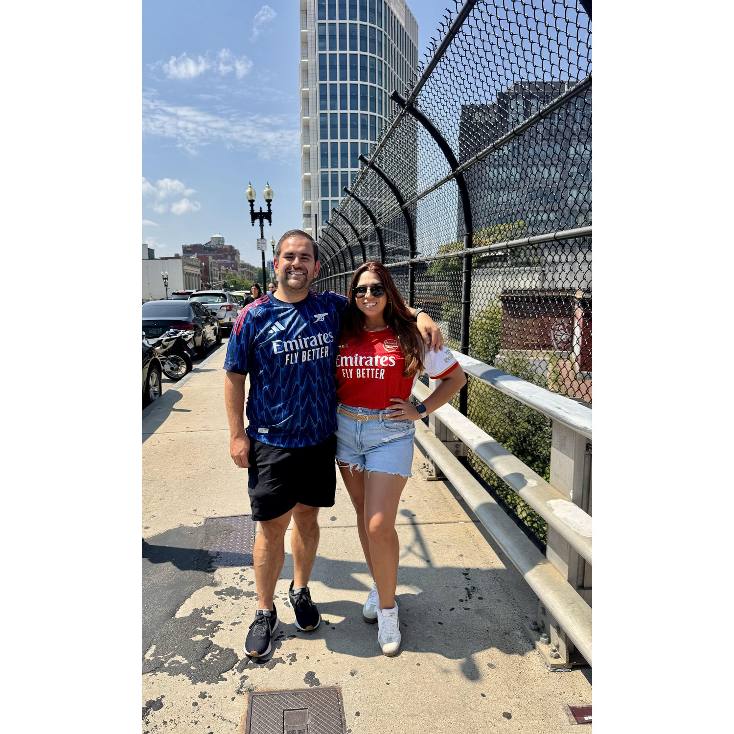 ⚽️ Enjoying one of the many matches with Jhon, safe to say, we’re Gooners at heart! ❤️🤍