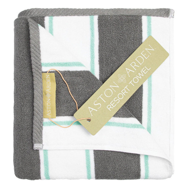 Aston & Arden Oversized Extra Thick Beach Towel , 1 Luxury Pool Towel, Extra Large Bath Towel - Grey/Green