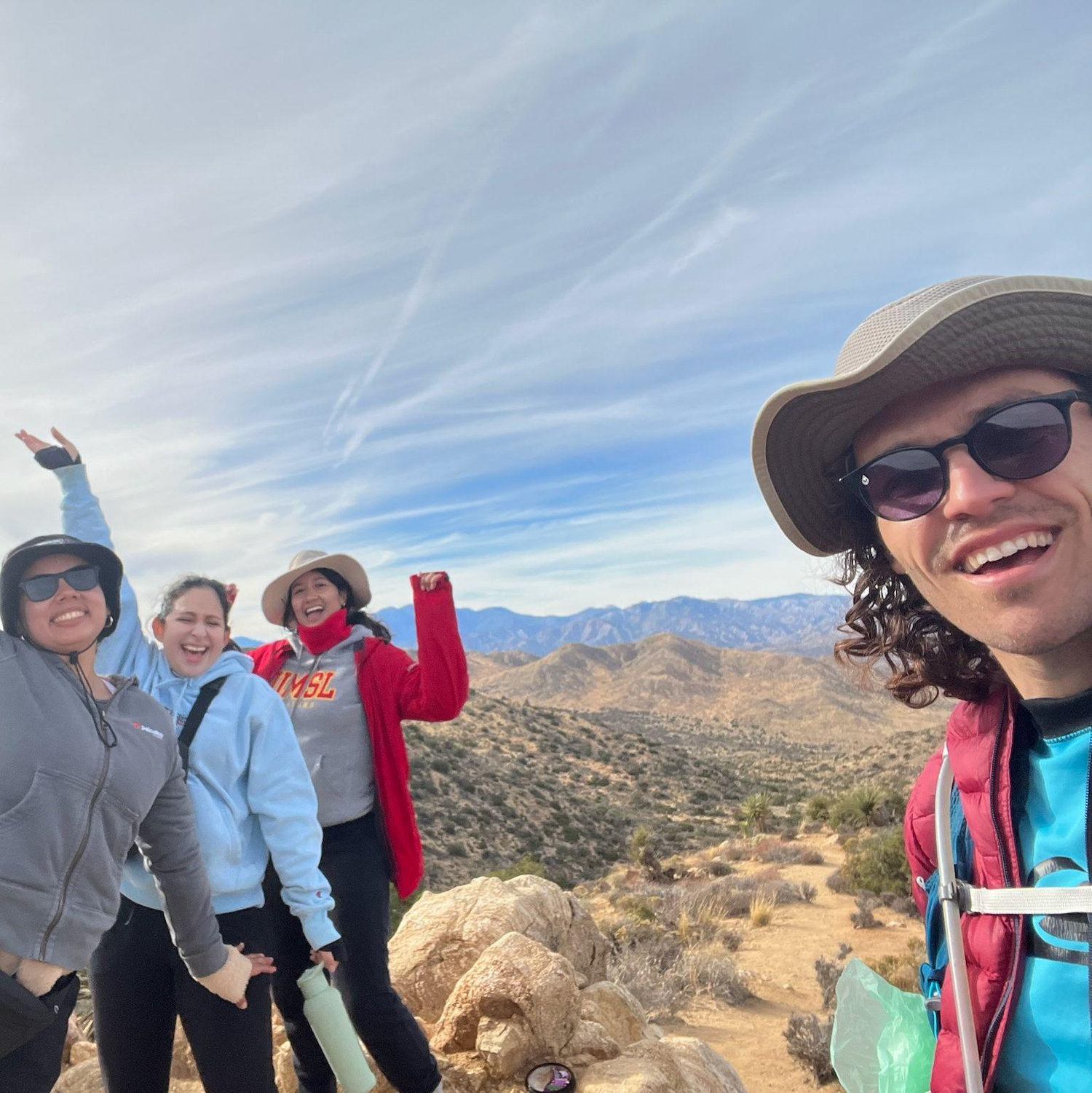 11/26/2023 - We did a roadtrip with friends to Joshua tree.