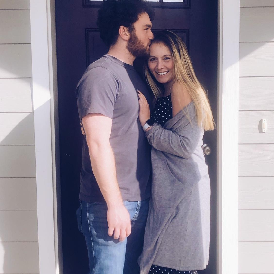 Jasper and Tatum moving into their first home together. March 2020, Talent OR