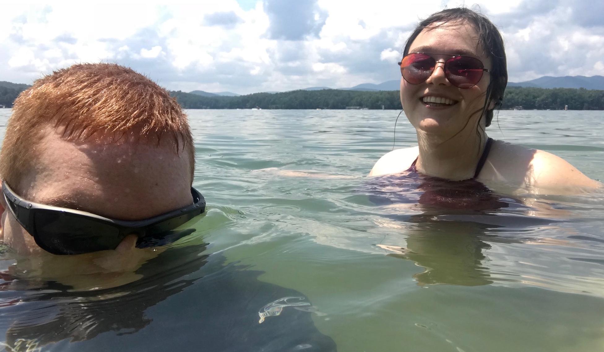 The Wedding Website of Julie Bainbridge and Eric Carlson