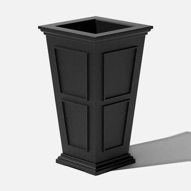 Veda Tall Planter, Medium, 28", Black