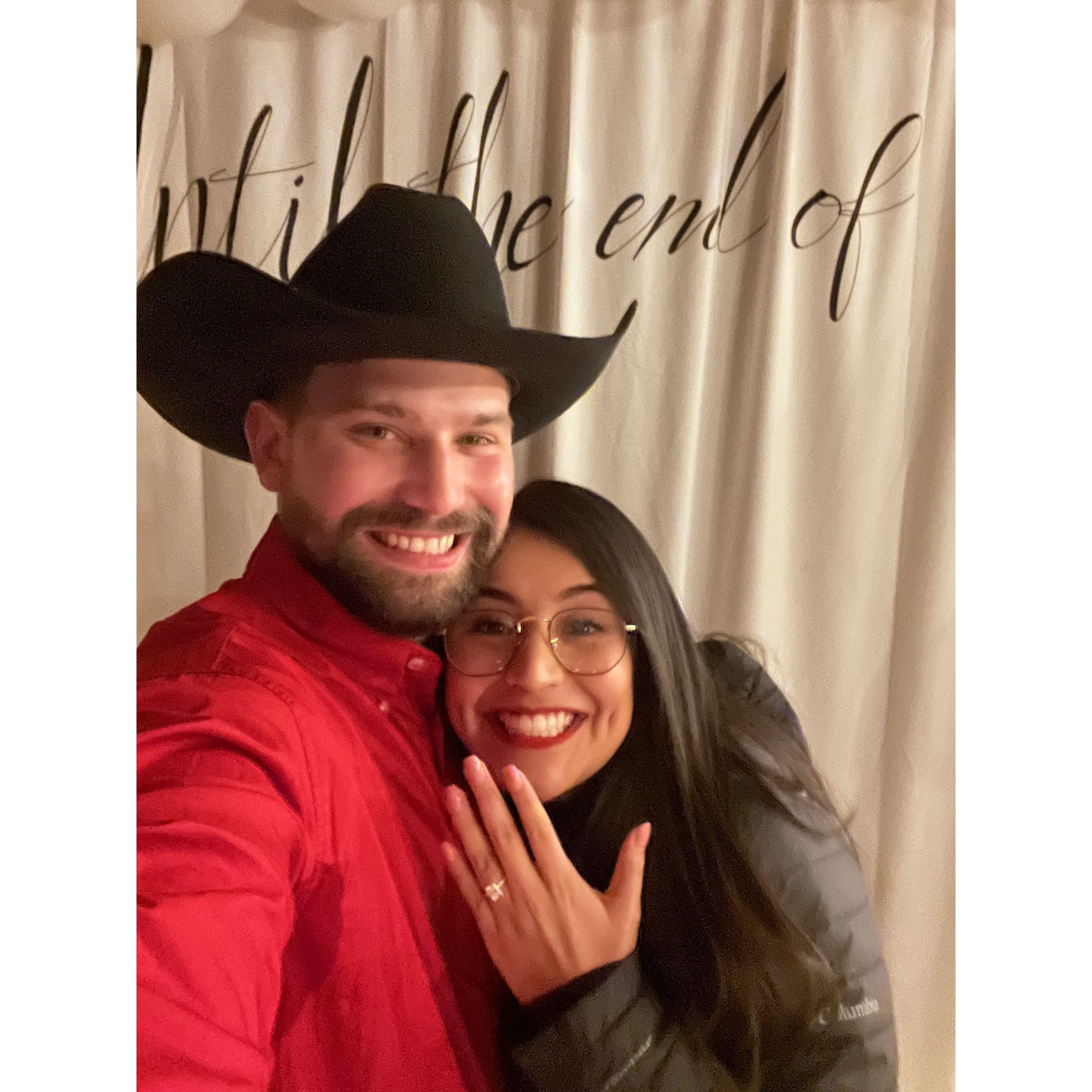 Devan proposes on Dec 30th, Devan me pide matrimonio el 30 de Diciembre
