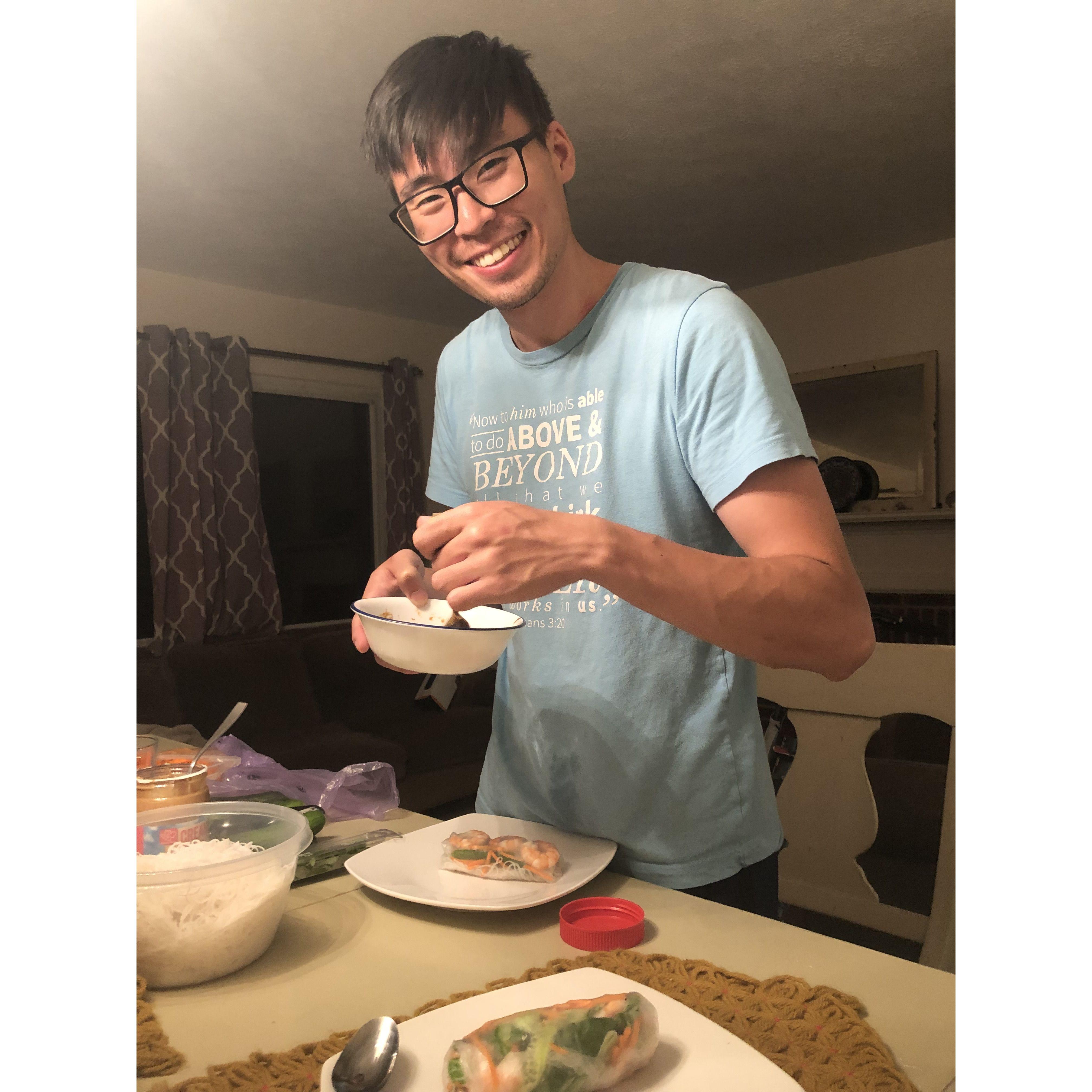 Vincent teaching me how to make spring rolls at friend Phil Seaton's house!:)
(summer 2021)