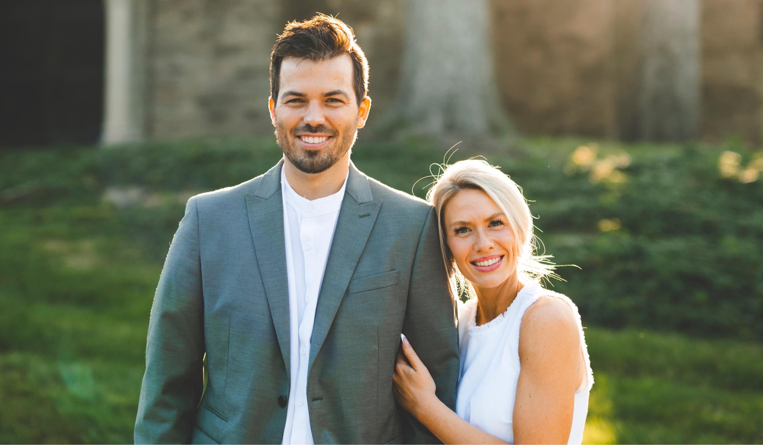 The Wedding Website of Victoria Parsons and Cory Bailey