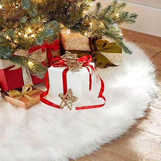 CHICHIC 48 inch Christmas Tree Skirt Faux Fur Xmas Tree Skirt Christmas Decorations Holiday Tree Ornaments Tree Decoration for Christmas Home Decorations, Xmas Party Holiday Decorations, Snow White