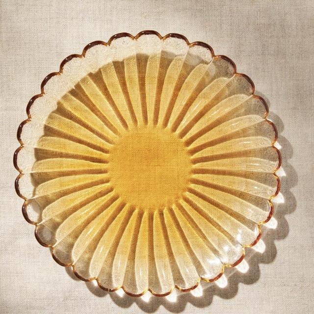 Glinda Glass Dessert Plates