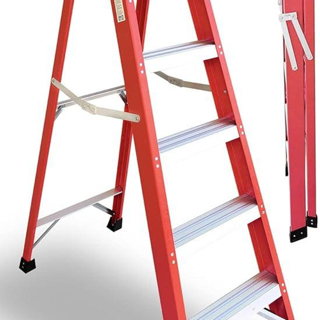 Ladder 6-Foot Fiberglass Step Ladder, 400 Pound Load Capacity, Folding Step Ladders for Home, IAA (6Ft)