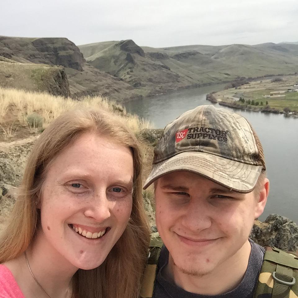 Hike around Hells Gate State Park. April 2021