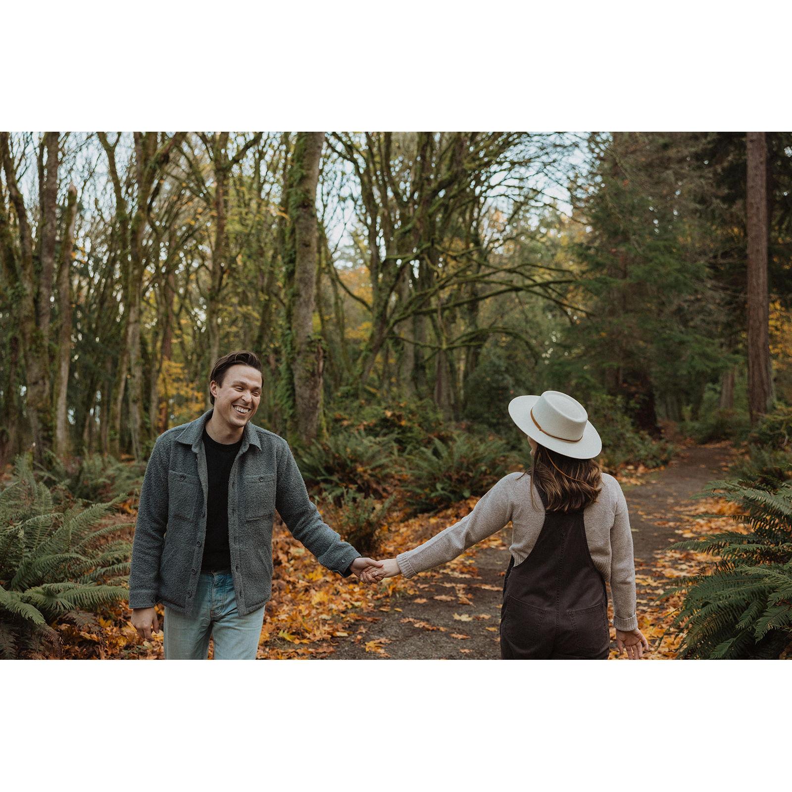Engagement photos by In the Alpenglow at Point Defiance in Wahington in the fall of 2023.