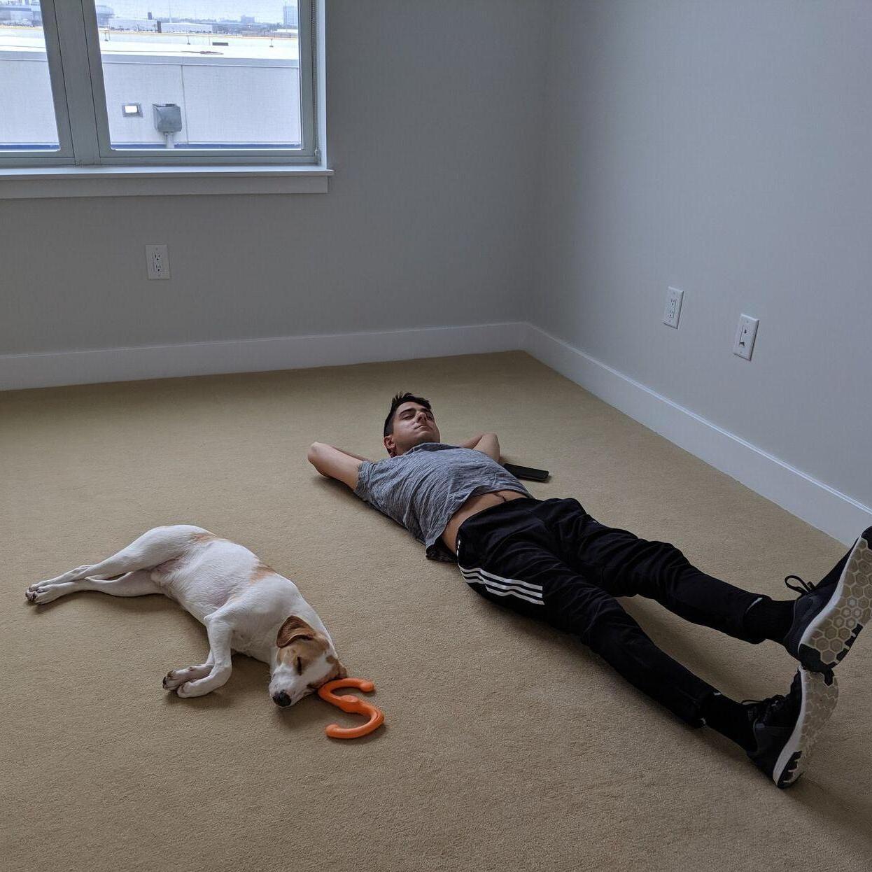 The boys enjoying our new apartment in Everett, MA, Spring 2019 ๐ก