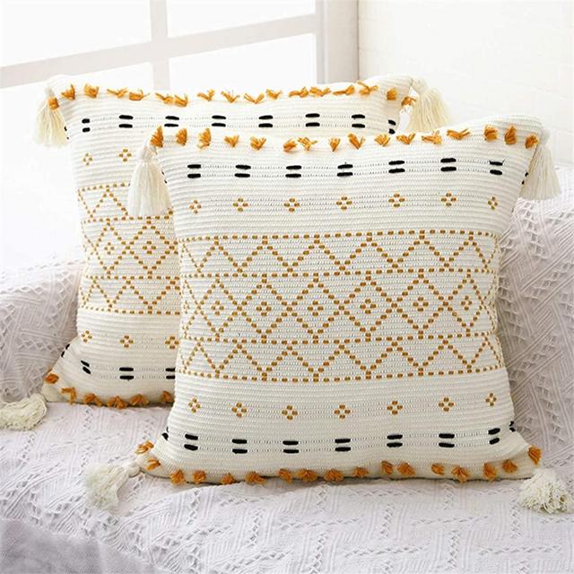 SEEKSEE 2-Pack Boho Throw Pillow Covers, 18 x 18 Inch Natural Cotton Hand-Woven Tufted Decorative Tassel Hug Pillowcase for Sofa Bed Bedroom Living Room