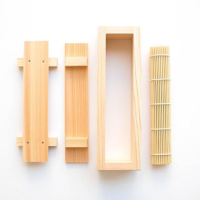 Hinoki Sushi Press Set
