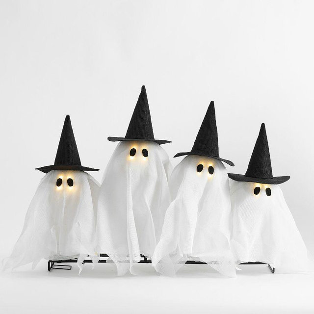 Lit Ghosts Centerpiece, White