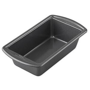 Wilton® Advance Select Premium Nonstick™ 9-Inch x 5-Inch Loaf Pan