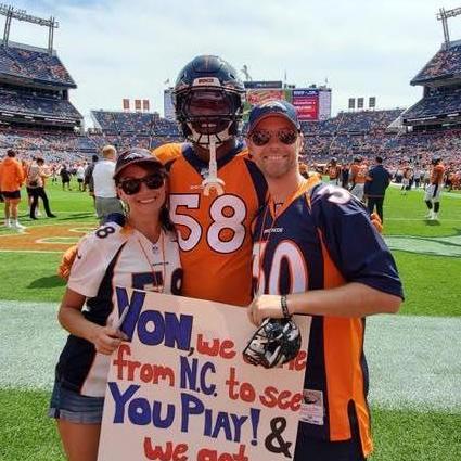 Becoming besties with Khaki's favorite Bronco