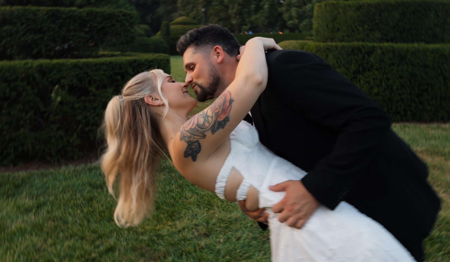 The Wedding Website of Emily Mitchell and Tedy Oliver