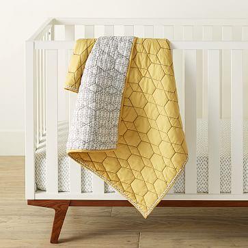 Honeycomb Toddler Quilt - Horseradish