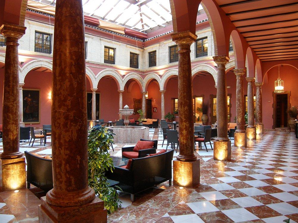 The Wedding Website of Mary Daugherty and Miguel Herrador Cañete