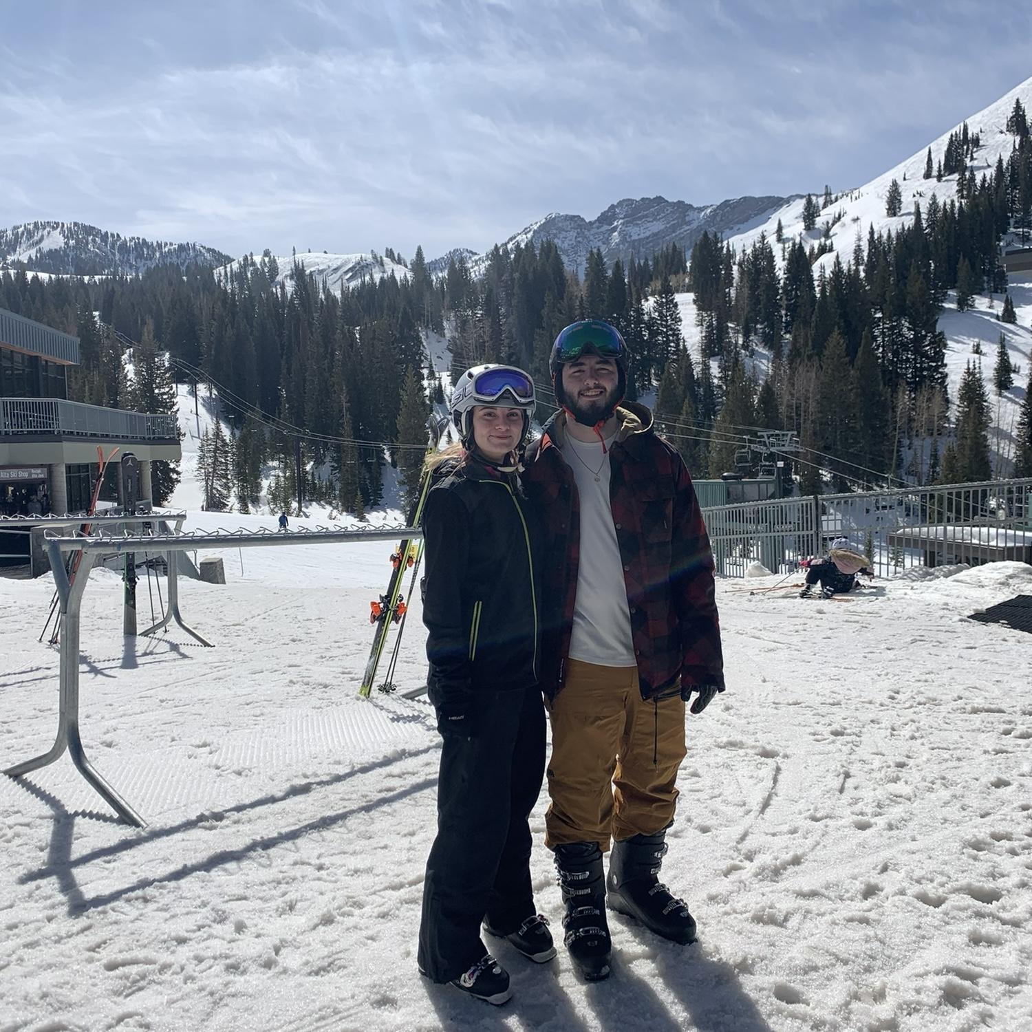 Learning to ski together