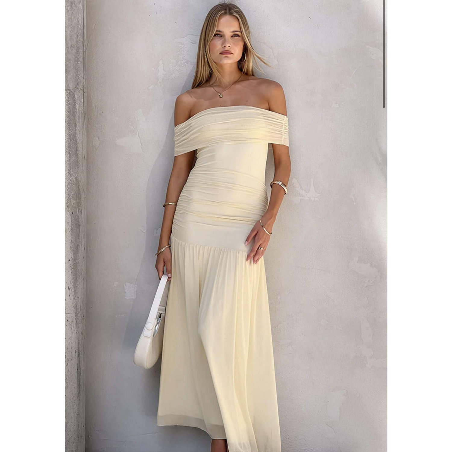 Cocktail attire idea