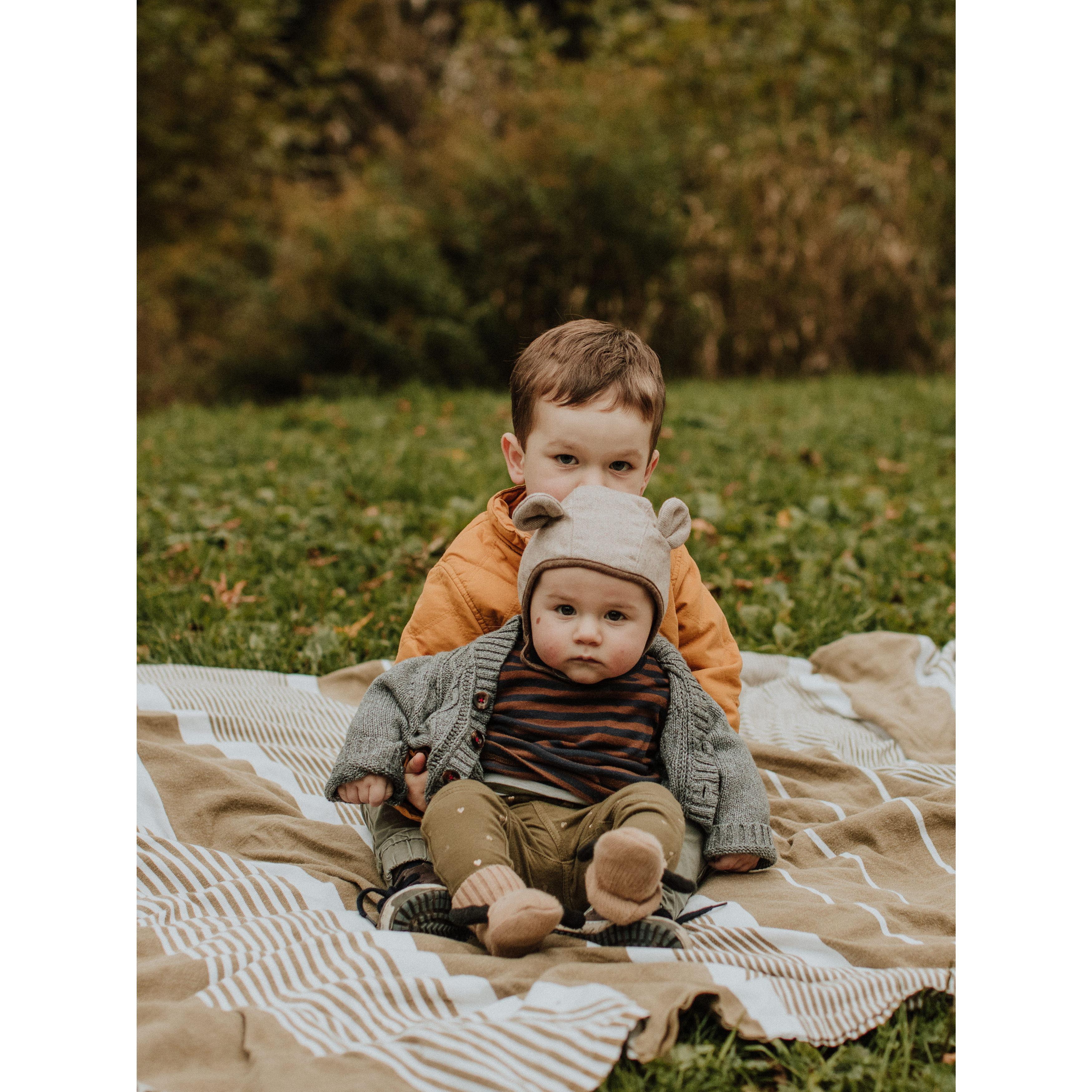 August + Hugo 2019 Fall Fam