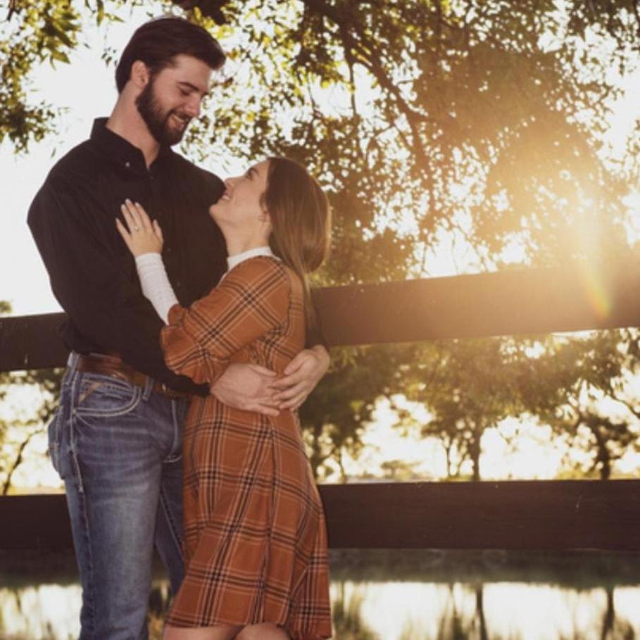 Engagement Photos! :)