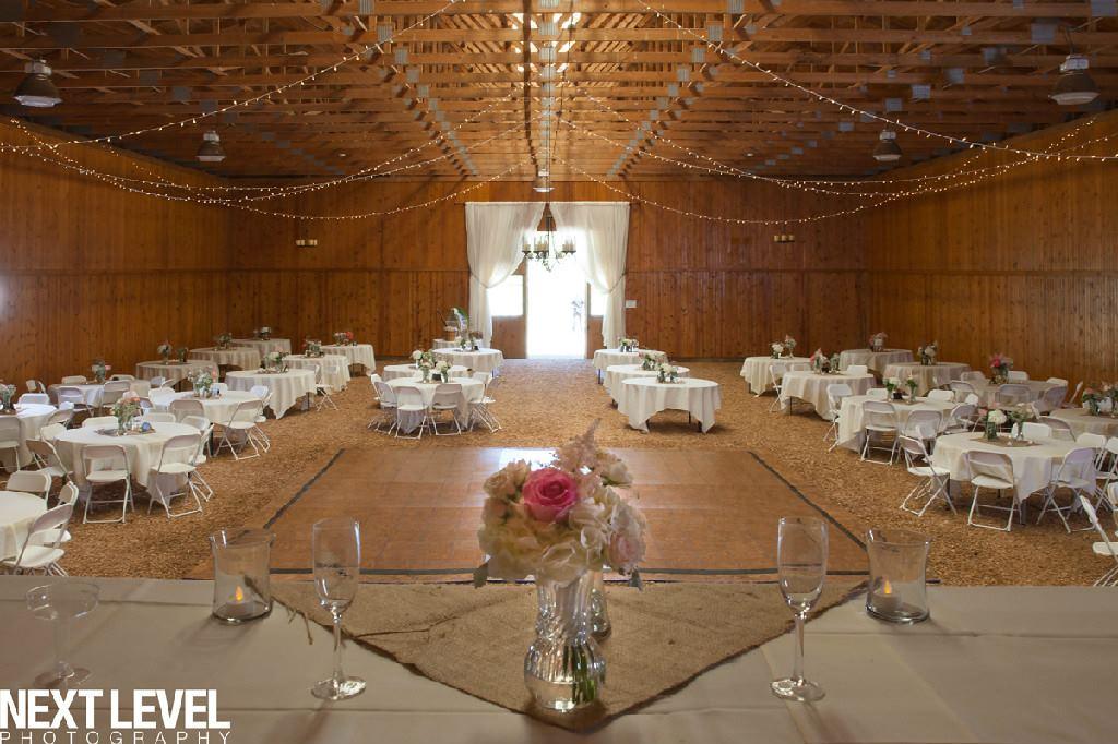 The Wedding Website of Taylor Lambright and CJ Burawa