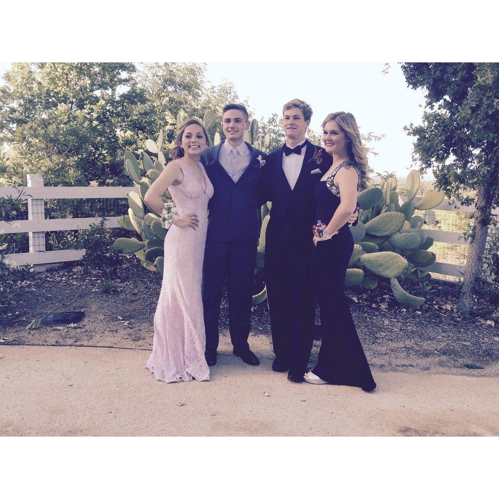 Prom (2015)