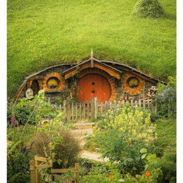 Hobbiton Movie Set