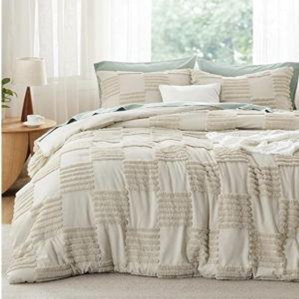 Bedsure King Size Comforter Set Linen, Boho Tufted Bed Set, Grande Checkered Farmhouse Shabby Chic Bedding, 3 Pieces, 1 Plaid Geometric Comforter and 2 Pillow Shams