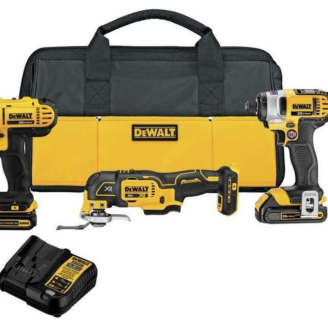 DEWALT 20V MAX Cordless Drill Combo Kit, 4-Tool (DCK444C2)