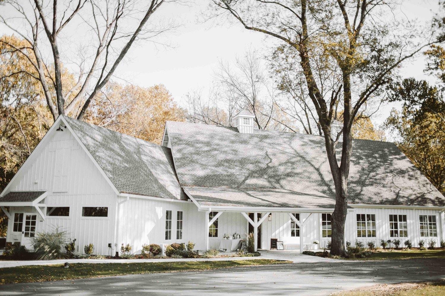 The Wedding Website of Anna Eckhoff and Zach Rundell