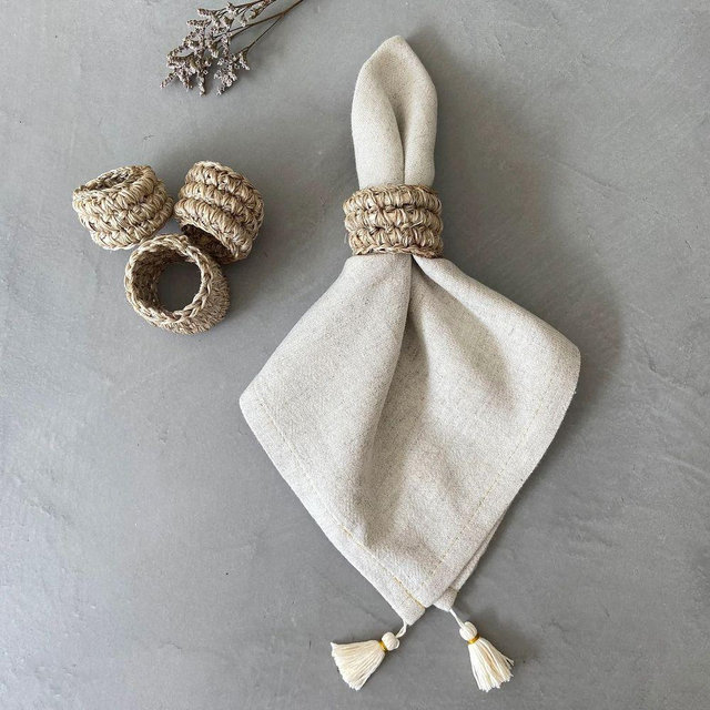 Tallo de Olivo Fique Spiral Napkin Ring
