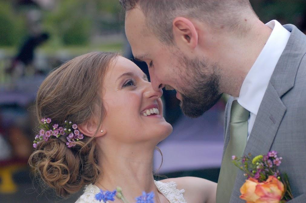 The Wedding Website of Lucas Boyle and Leslie Johnson
