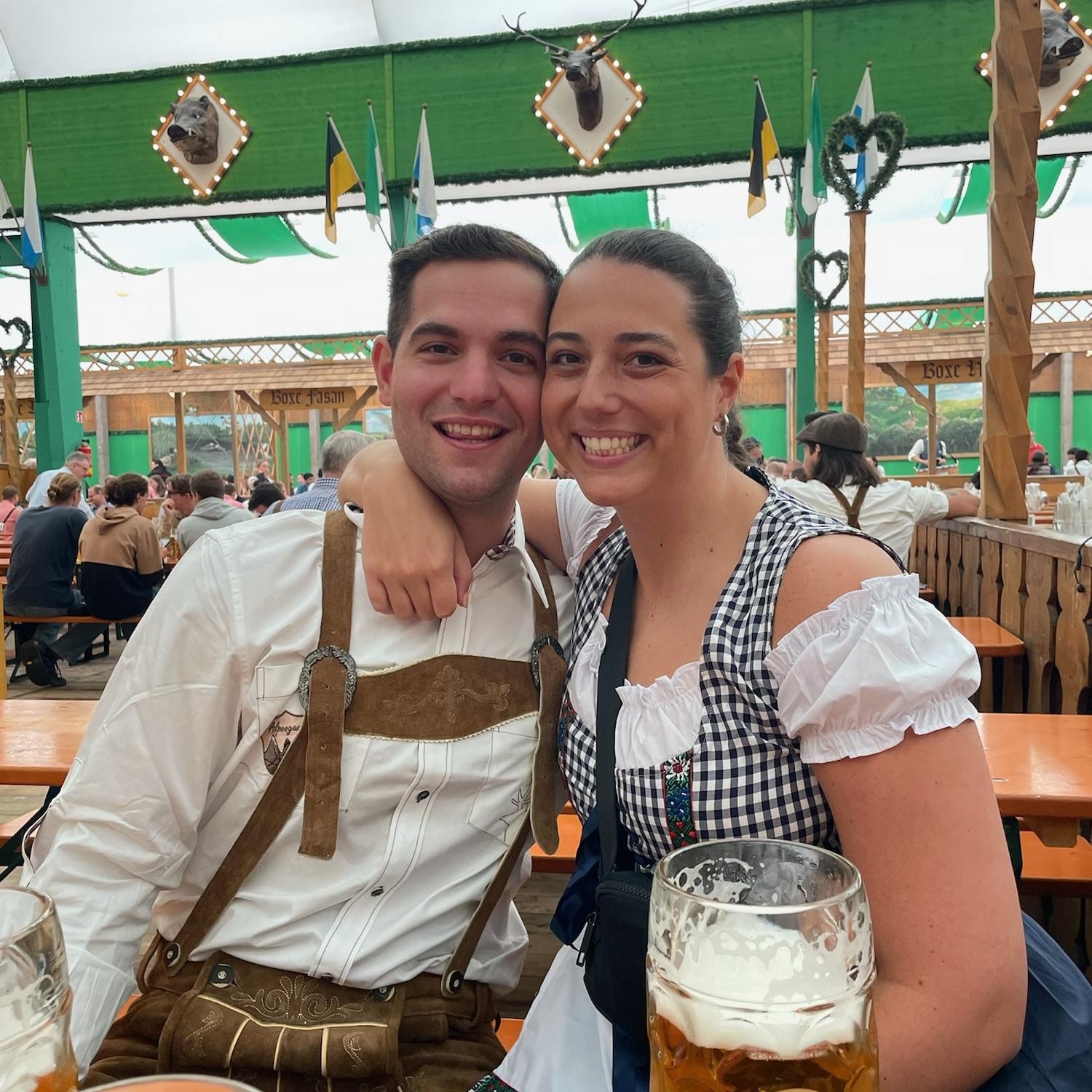 Post-grad trip with friends to Oktoberfest!!