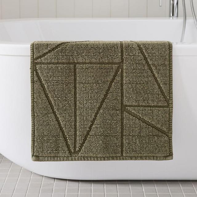 Organic Triangle Sculpted Bath Mat, Dark Olive , 20"x34"