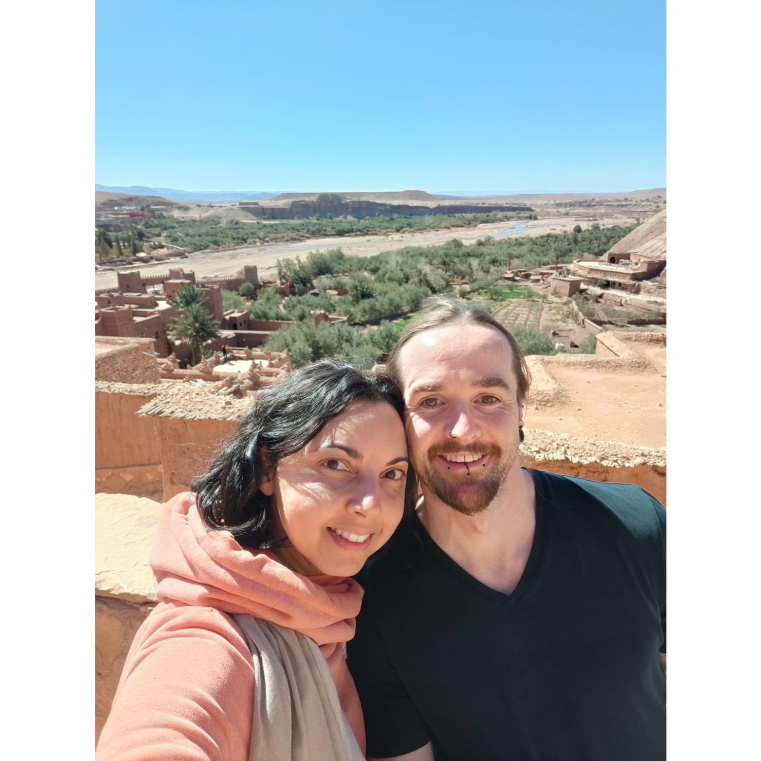 The day after we got engaged. Le lendemain de nos fiançailles.