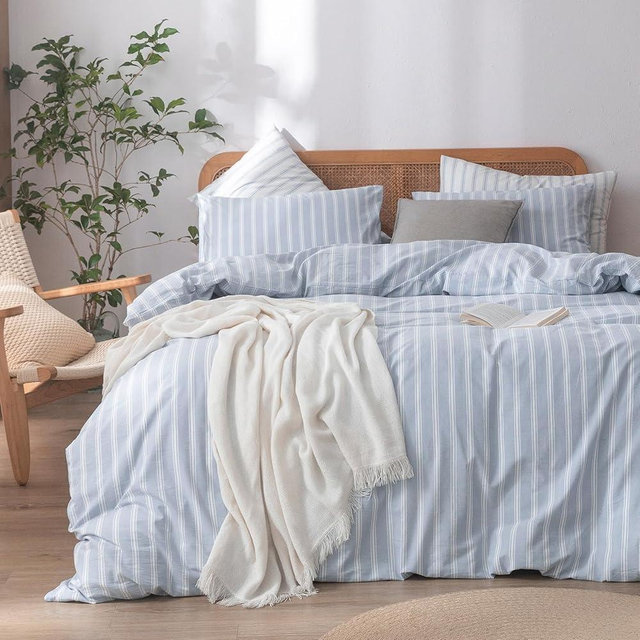 BESTOUCH Duvet Cover Set 100% Washed Cotton Linen Feel Super Soft Comfortable Chic Lightweight 3 PCs Home Bedding Set Cornflower Blue & White Stripes King