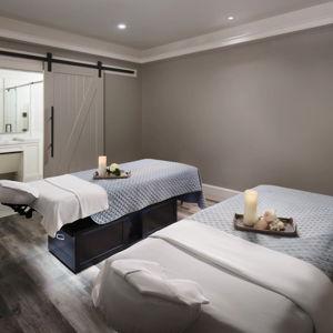 60-Minute Couples Massage