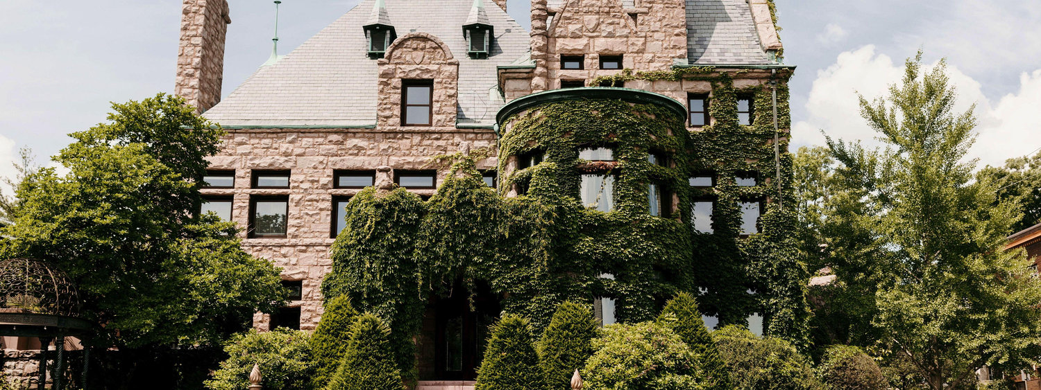 The Wedding Website of Josselyn Monzon Rodriguez and Sean Kelly