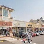 The Shops at Farmington Valley