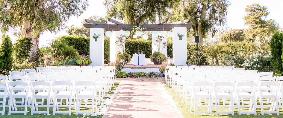 The Wedding Website of Ross Holcomb and Helen Masson